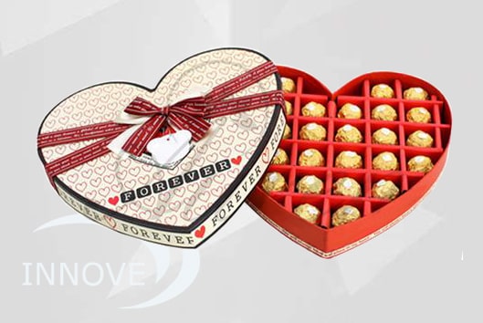 Heart-shaped Chocolate Box with Divider