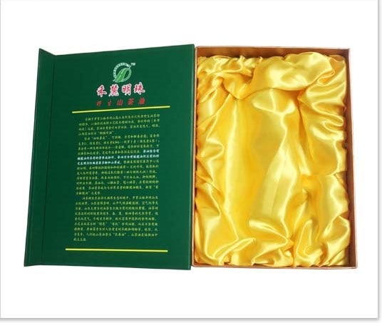 Chipboard Setup Gift Box with Satin Lined Chipboard Setup Gift Box with Satin Lined